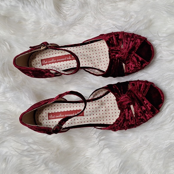 But another innocent tale velvet,wine colored heels - Picture 2 of 11